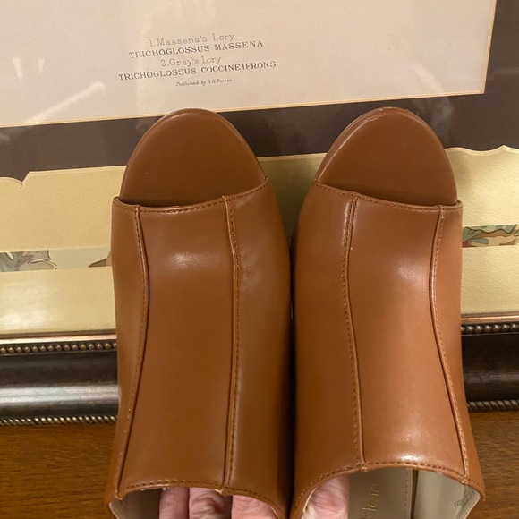 Calvin Klein Allie Cow Kansas Cigar Brown Heeled Peep Toe Mule 6.5. EUC in Box - Picture 3 of 15
